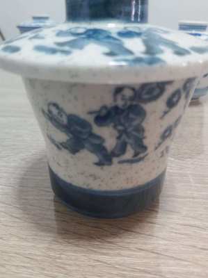 Pair chinese lidded bowls plus one more price includes delivery