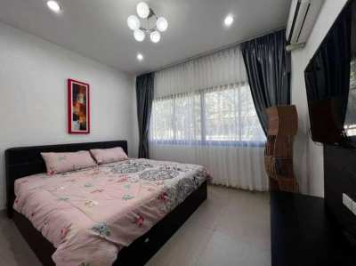 Modern 4bedrooms house with pool in Baan Dusit Pattaya Lake village