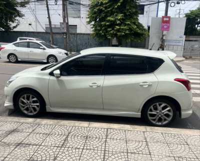 Nissan pulsar 1.8v 2013