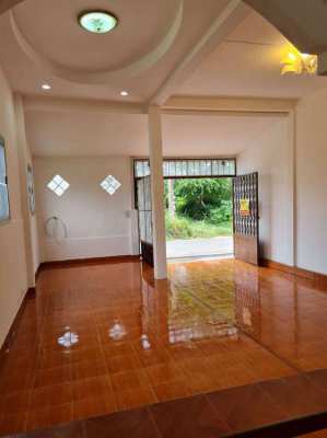 Semi detached house near BigC Surin city