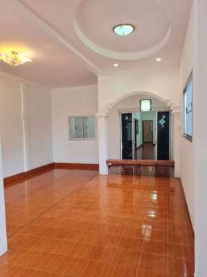 Semi detached house near BigC Surin city