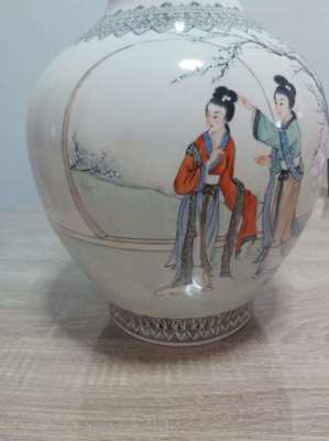 Very large republic period chinese vase 17