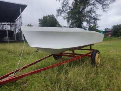 Fiberglass Speed boat 9ft + NEW Tailer = 25000 b FAST SALE