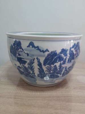 Massive and heavy chinese blue/white fishbowl with good mark