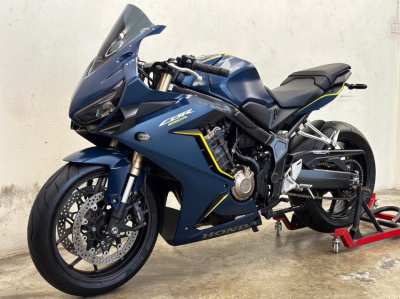 HONDA CBR650R 2019 BLUE