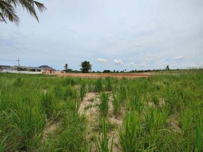 Hot! 1-0-0 Rai Home Building Plot - Only 10 Min to Hua Hin City Center