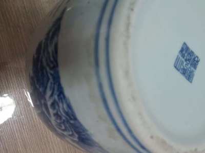 Large Old chinese blue and white whiskey jar good mark to base