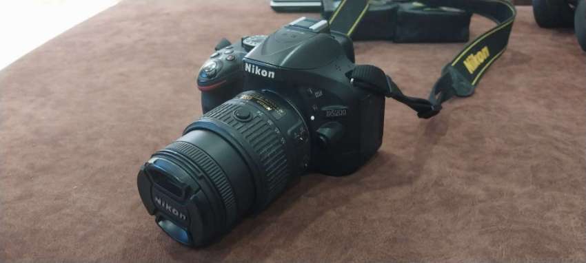 NIKON D5200  REDUCED for Quicksale