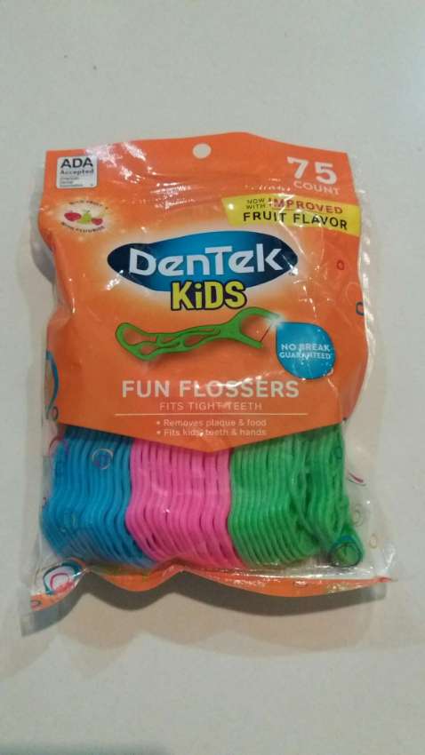 NEW DENTEK, KIDS FUN FLOSSERS, WILD FRUIT, 75 FlOSS PICKS