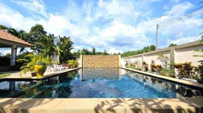 Attractive 3 bedroom pool villa with large garden - Now 8,600,0000 THB