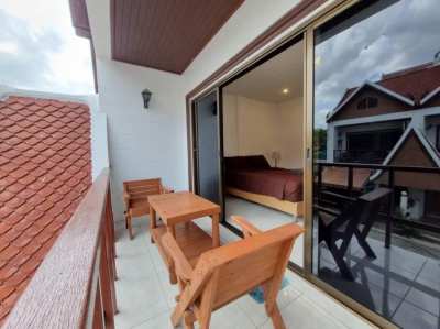 Townhouse For Sale With 2 Bedrooms on Pratamnak Hill