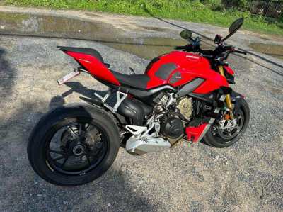 Ducati streefighter V4s 2022