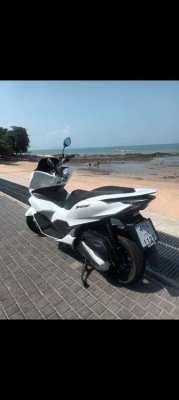 Excellent condition Honda PCX 160cc