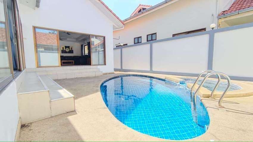 HS1633 Jomtien House , 3 bed for rent 