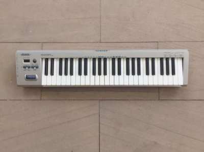 Roland Edirol PC-50 Midi Keyboard Controller | Musical Instruments