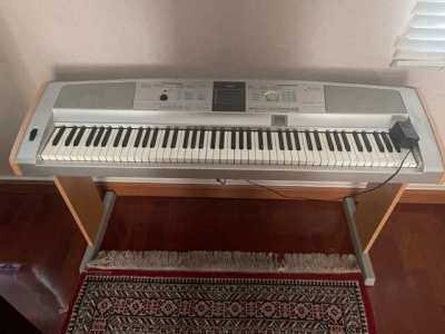 Yamaha DGX 505 Portable 88 key Grand Digital Piano