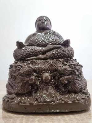 Lovely large fat budha in seated position 11