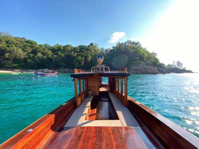 Luxury Longtail boat 