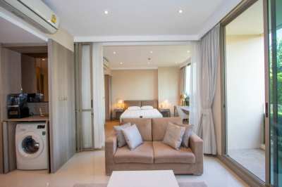 Luxury In Chiang Mai: 1 Bedroom Condo At Hilltania (HTN006)