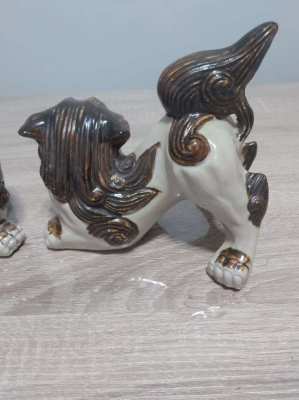 Chinese foo dogs Large size in crouching position 