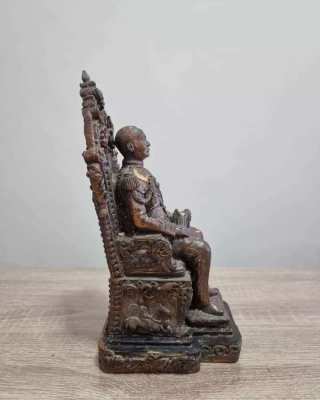 Stock clearance Magnificent statue of Thailands King number 5