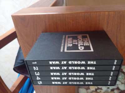 boxed set of world at war