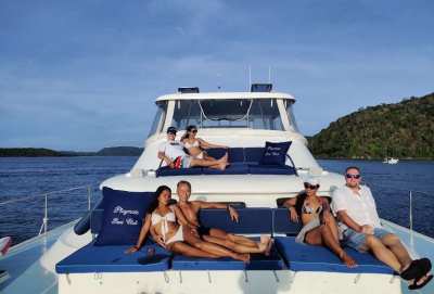 Powerplay 52 Power Catamaran