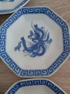 Sale now on 5 chinese blue and white plates 4 character mark to base