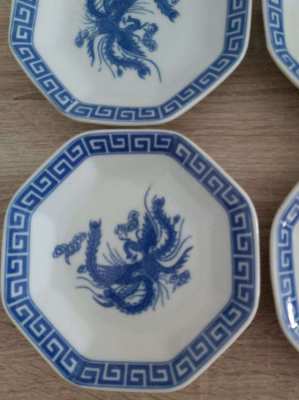 Sale now on 5 chinese blue and white plates 4 character mark to base