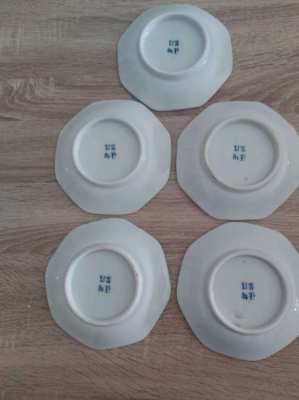 Sale now on 5 chinese blue and white plates 4 character mark to base