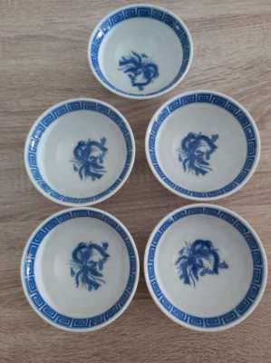 Sale now on 5 chinese blue and white bowls 4 character mark to base