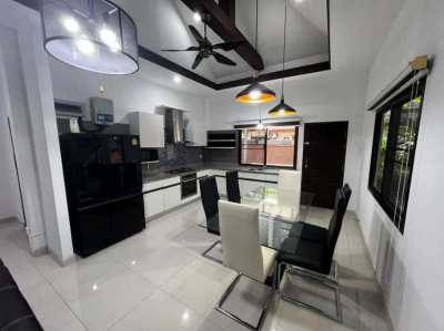 Modern designed 3bedroom house in Baan Dusit Pattaya Park village