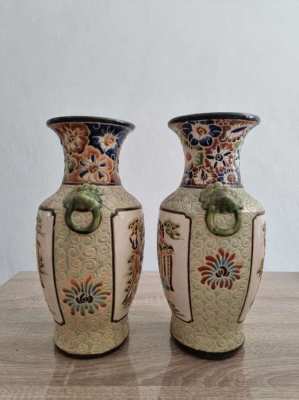 Sale now on A lovely large pair of chinese vases 17