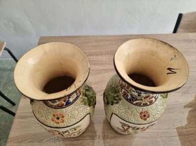 Sale now on A lovely large pair of chinese vases 17