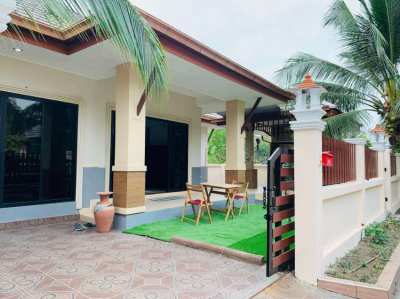 Nice cheap 3-bedroom house in BaanDusit Pattaya Park village