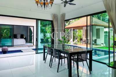 Charming, Thai-Luxury 3-Bedroom Pool Villa in Rawai, Phuket Thailand