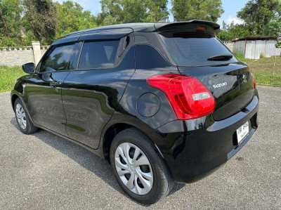 Suzuki Swift 1.2GL CVT 2021