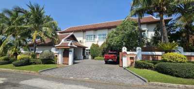 #3418 Large Pool House beside the fairway at Phoenix Golf Course