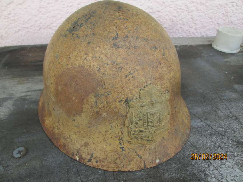 Japanese helmet type 90 in Siamese Police service