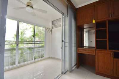 Jomtien beach condo rentals furnished  pet friendly low floor 