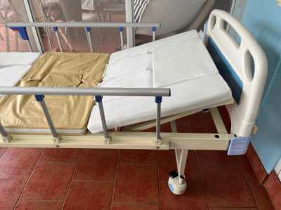 Hospital bed,Nursing bed, with mattress,and lots of accessories