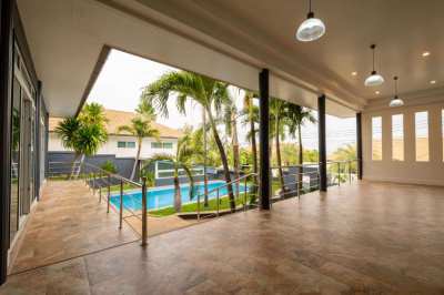 Pool Villa for sale Rawai 5 bed/ 5 bath