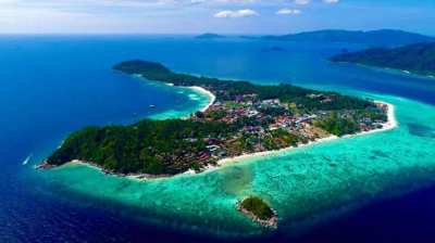 Prime Paradise Investment: Commercial Land on Koh Lipe - Your Gateway 