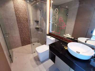 Riviera Ocean Drive - Unit with Jacuzzi - 5,7 M THB! 