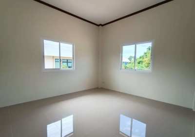 3 bedroom house for sale in central Ban Phe - price 4,500,000 THB.