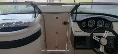 SEA RAY BOAT 220 SPORT