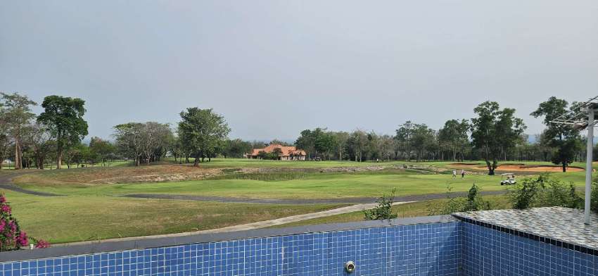 #3425 Large Pool Villa beside the fairway at Phoenix Golf. 1rai