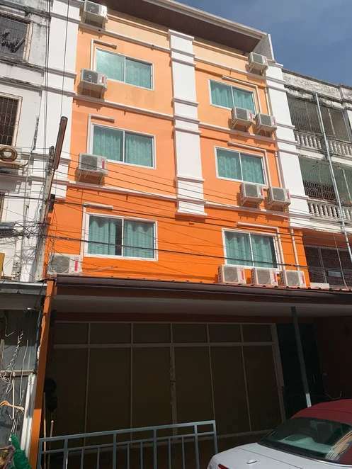 Mini hotel for sale located 100 meters from Jomtien Beach