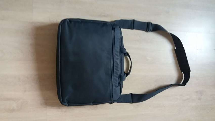 Professional Laptop Messenger Bag 16