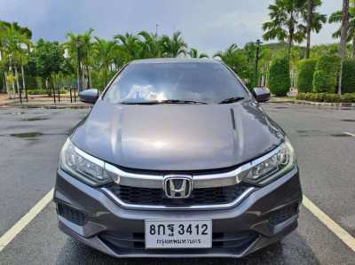 Honda City 1.5 S i-VTEC 2019, runs on both petrol and gas 389,000 Baht